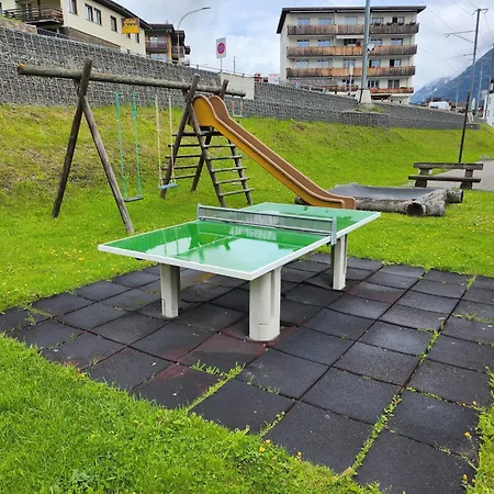 2 60m2 An Der Talstation Jakobshorn Neben Wander- Und Mountainbikeparadise 公寓