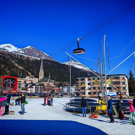 Für 5 Pers Neben Talstation Jakobshorn Skipiste Vollausgestattete Küche *
